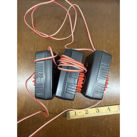 Vintage F370 HO Scale model train controllers. Lot of 3. Like new. Works - Picture 8 of 8